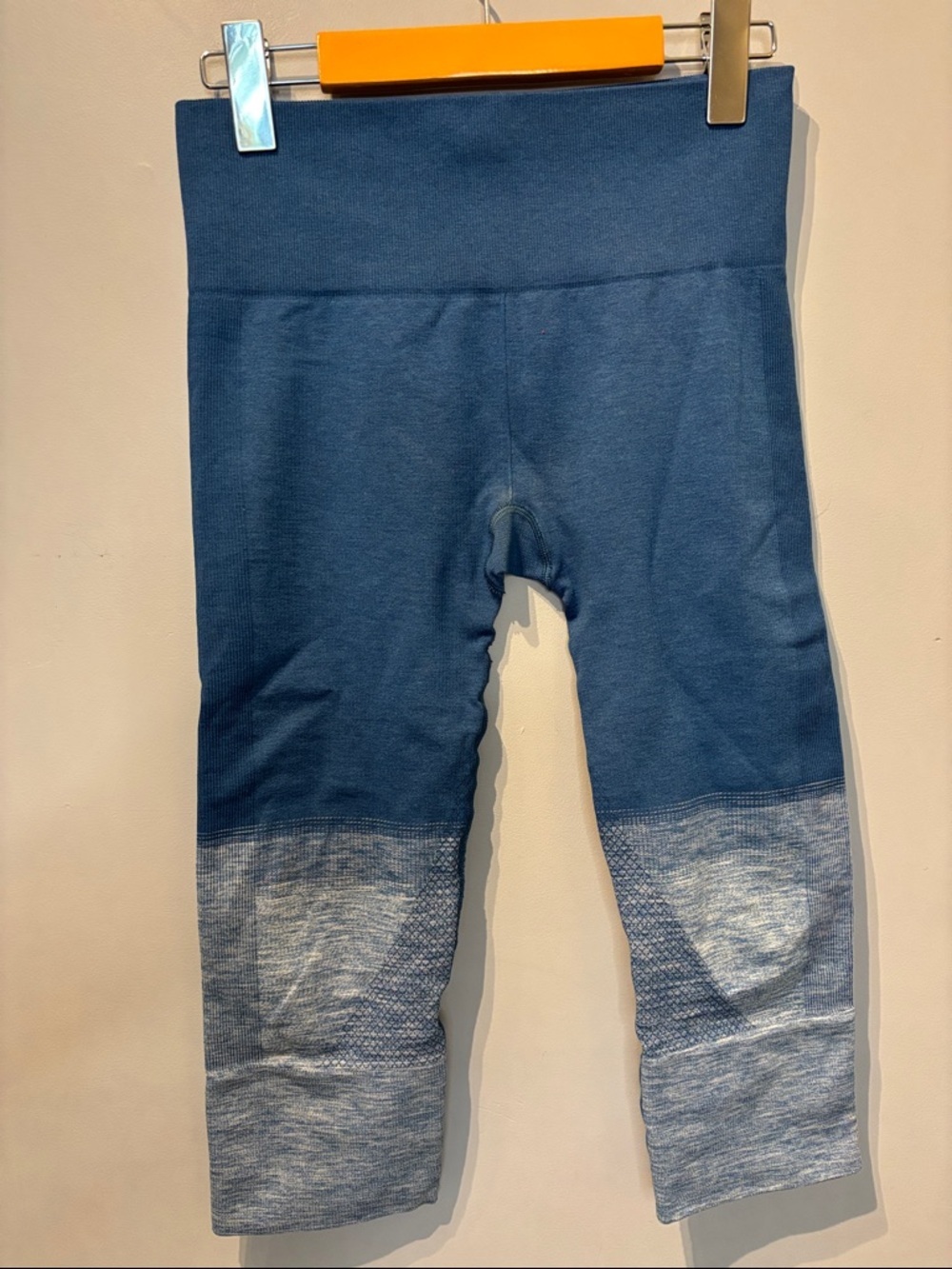 Lululemon Seamlessly Street Crop in Heathered Poseidon - Picture 4 of 7